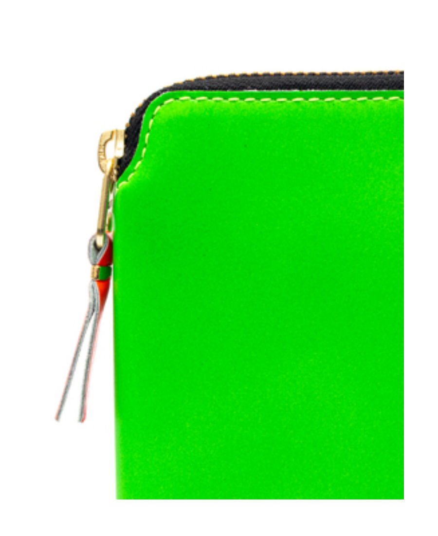 Comme Des Garçons Play Comme Des Garçons Wallet Zipped Wallet In Green