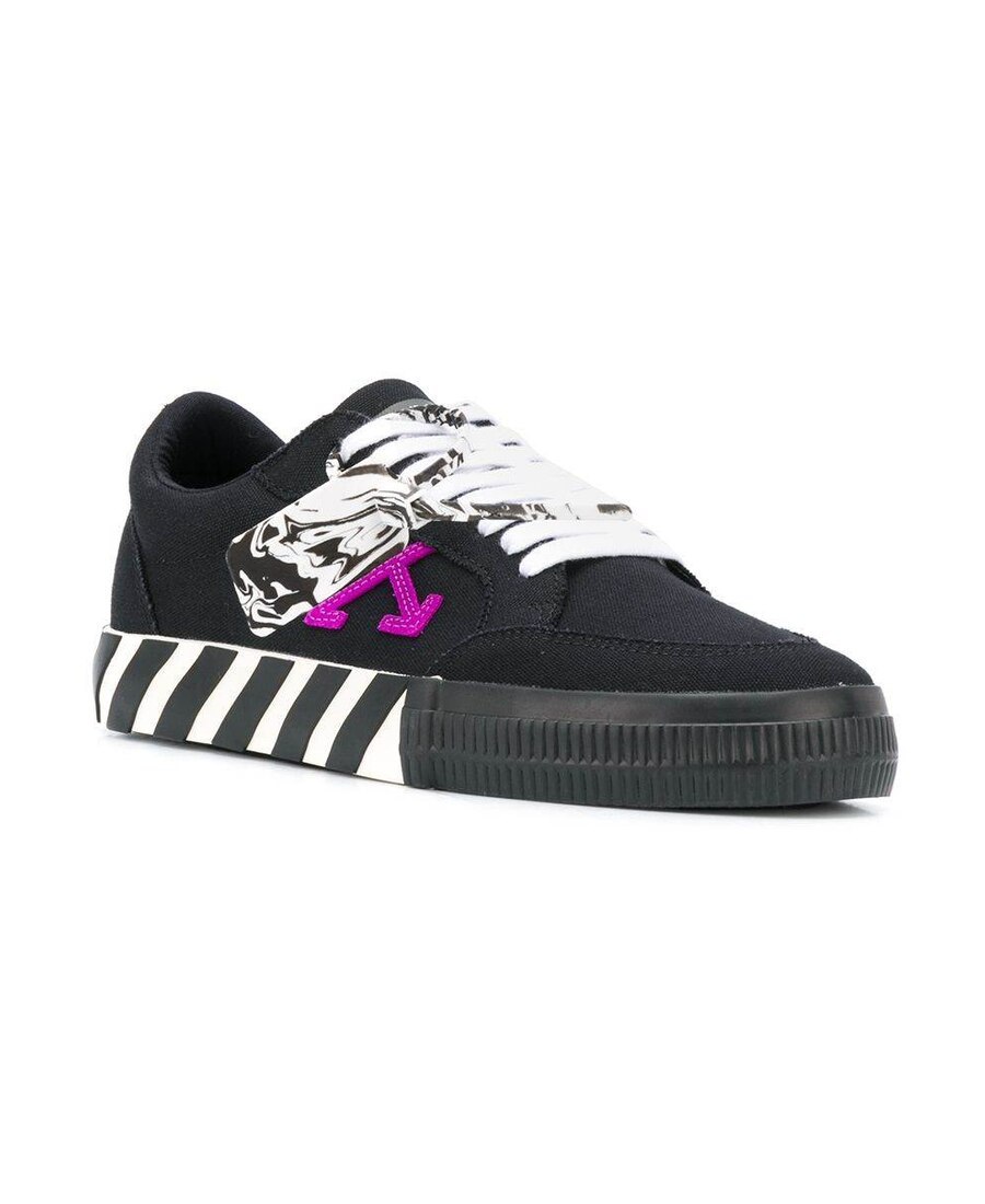 Off-white Vulcanized Low-top Sneakers In Black