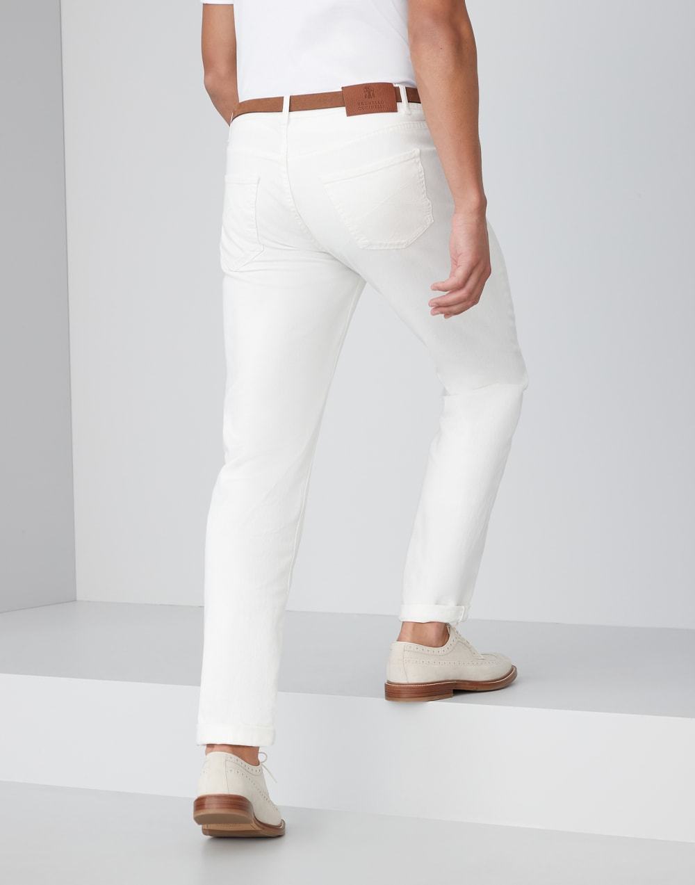 BRUNELLO CUCINELLI BRUNELLO CUCINELLI LOGO PATCH STRAIGHT-LEG JEANS