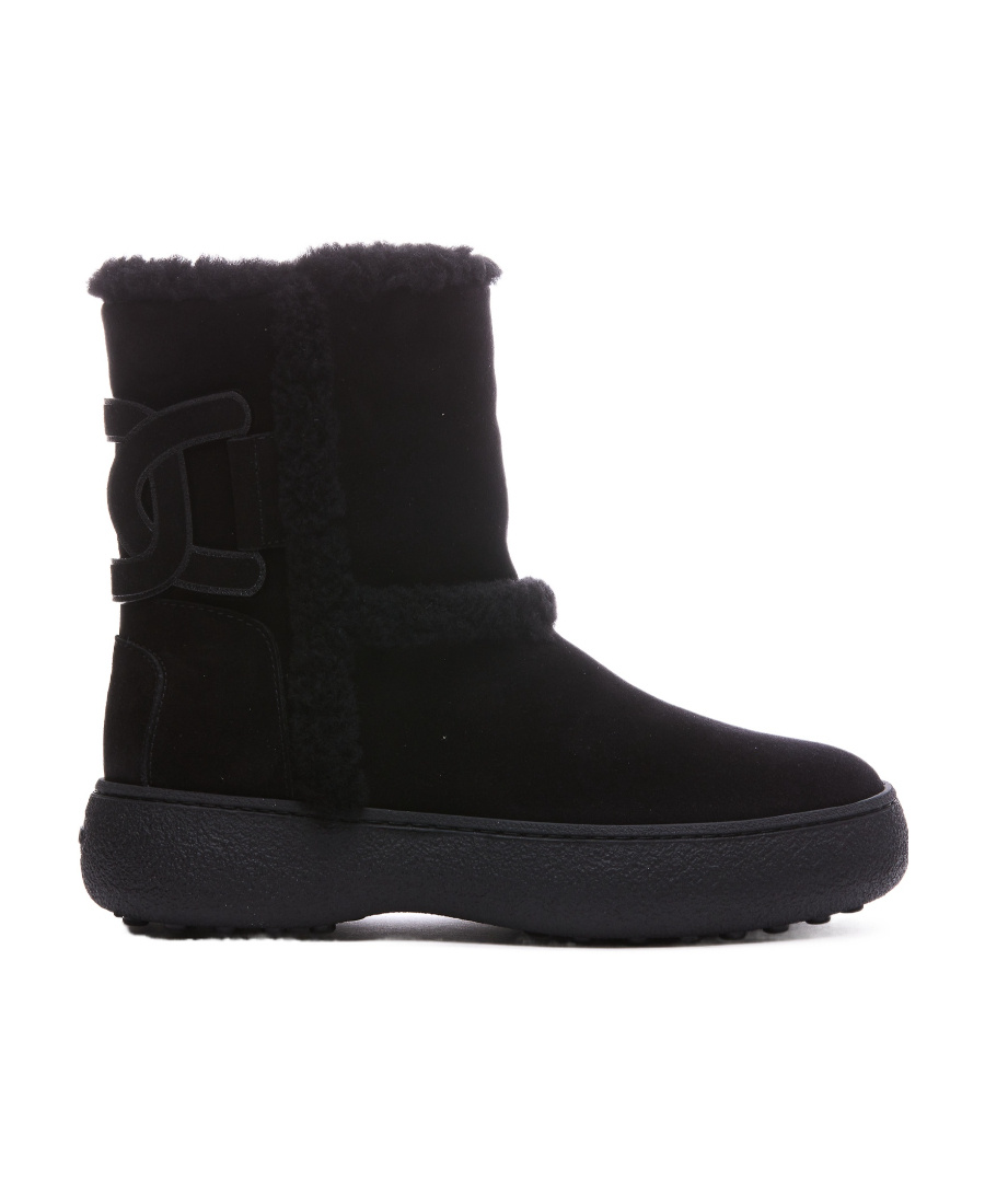 Tod's Logo Patch Boots In Black