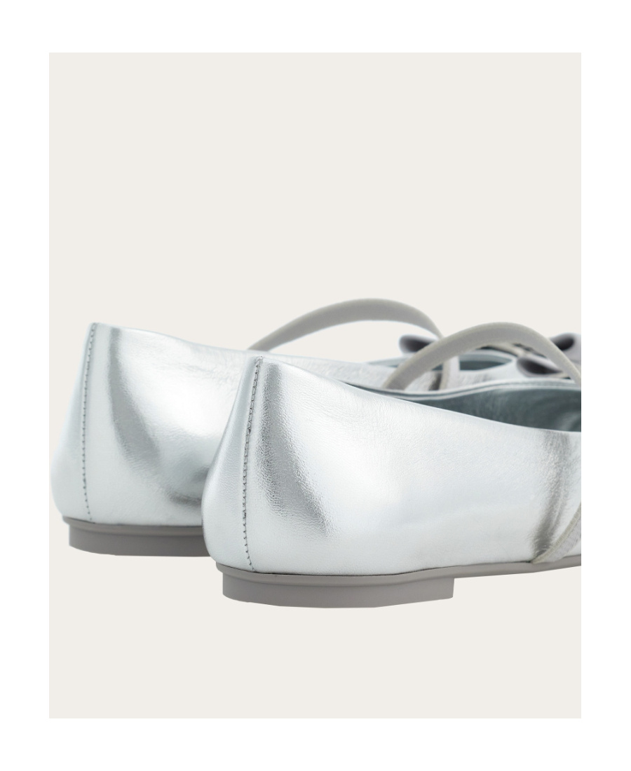 Ferragamo Zina Silver Ballerinas In White
