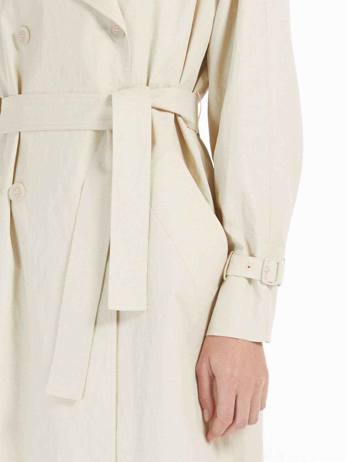 Max Mara Long-sleeved Windbreaker In White