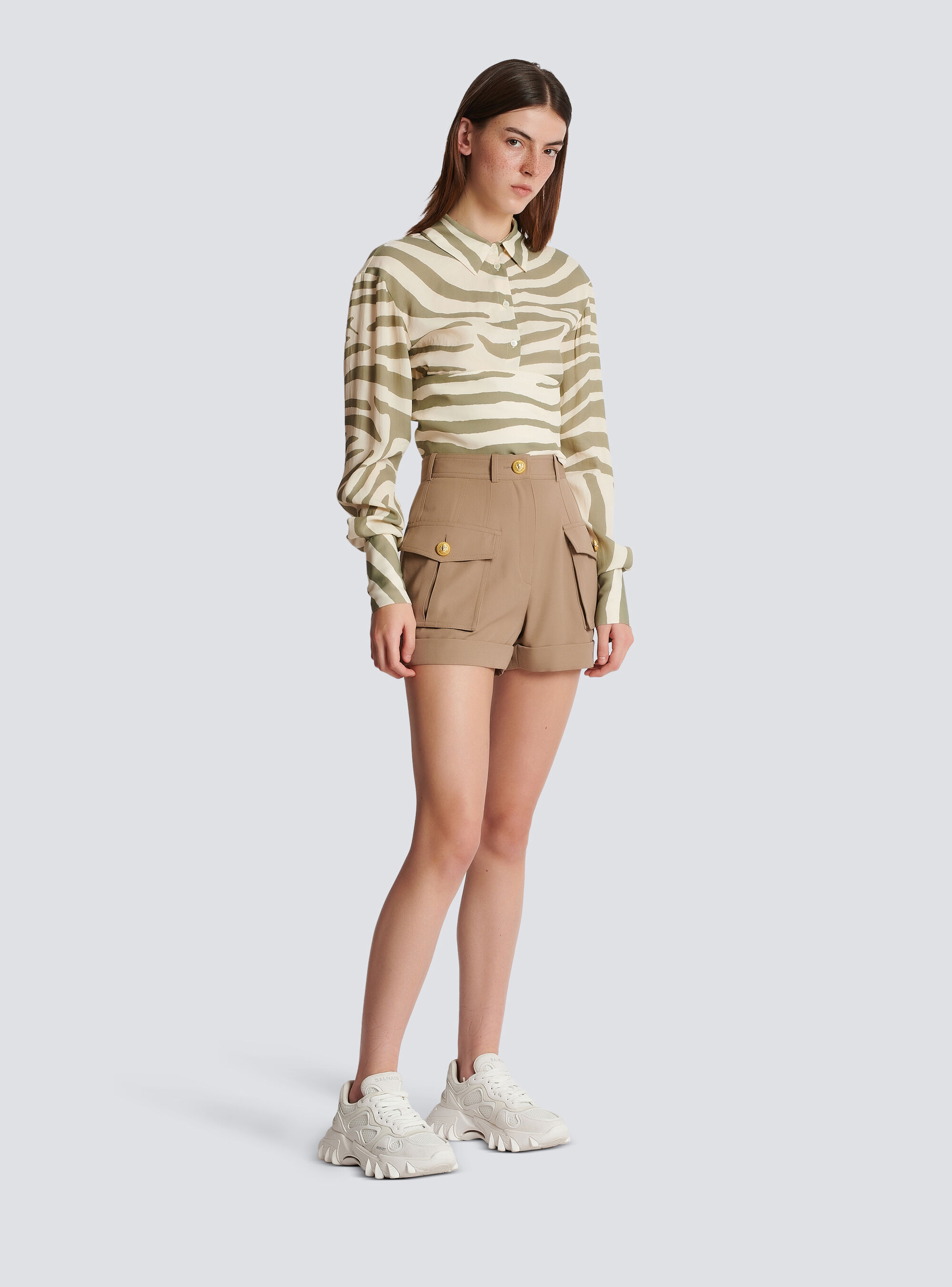 BALMAIN GRAIN DE POUDRE CARGO SHORTS