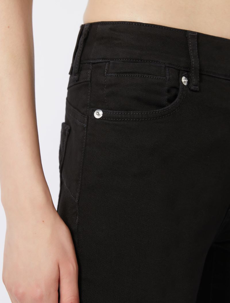 Sportmax Perfect-fit Mini Flare Jeans In Black