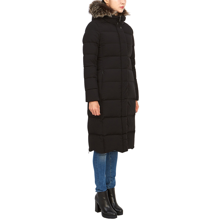 Moorer Long-sleeved Hooded Down Jacket In Black