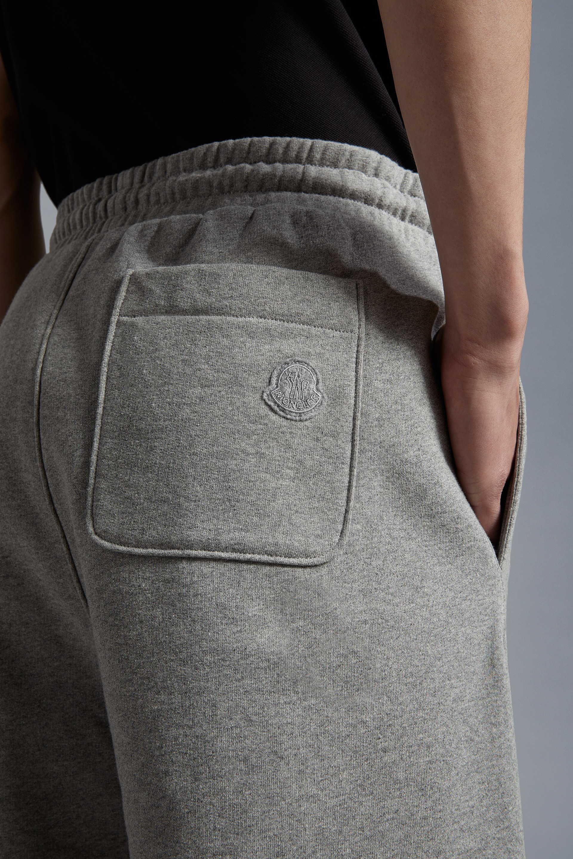 Moncler Logo-print Shorts In Gray