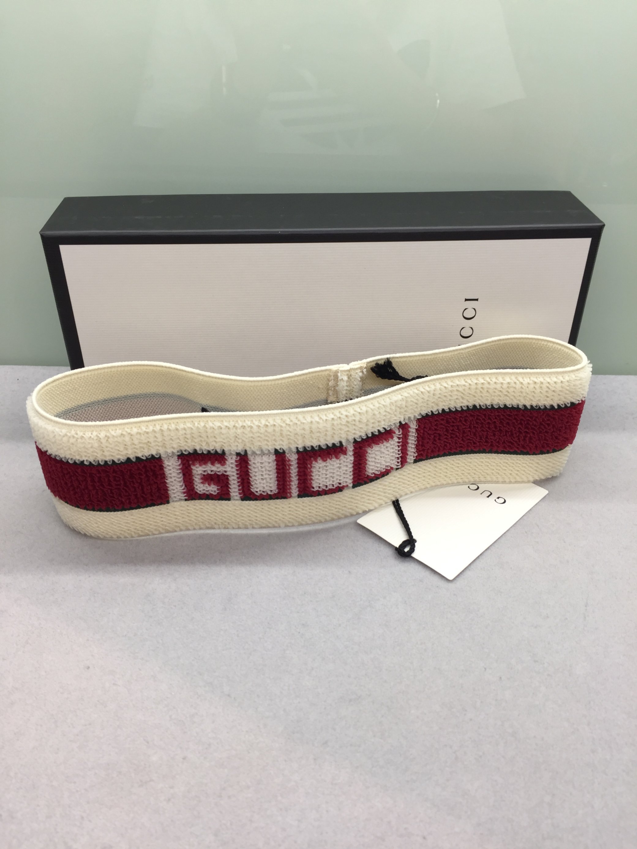 GUCCI RED AND WHITE ELASTIC GUCCI STRIPE HEADBAND
