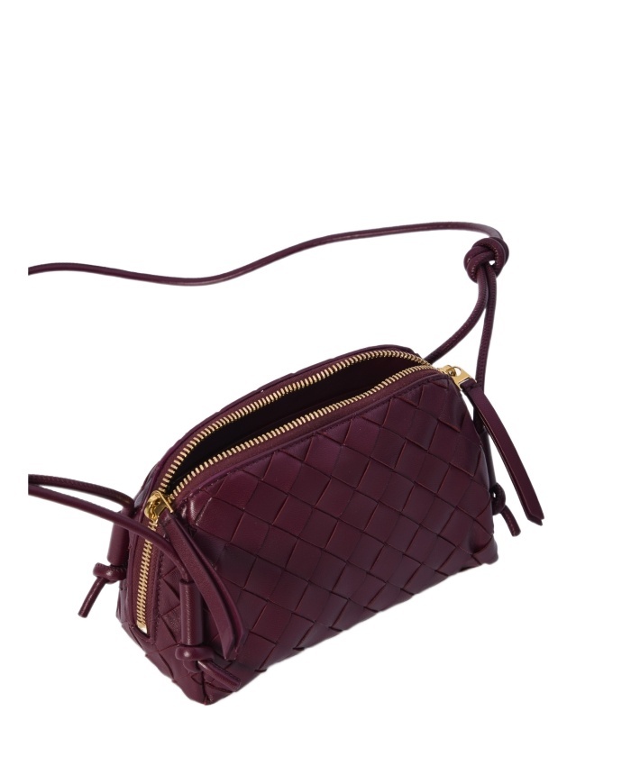 Bottega Veneta Concert Shoulder Bag In Red