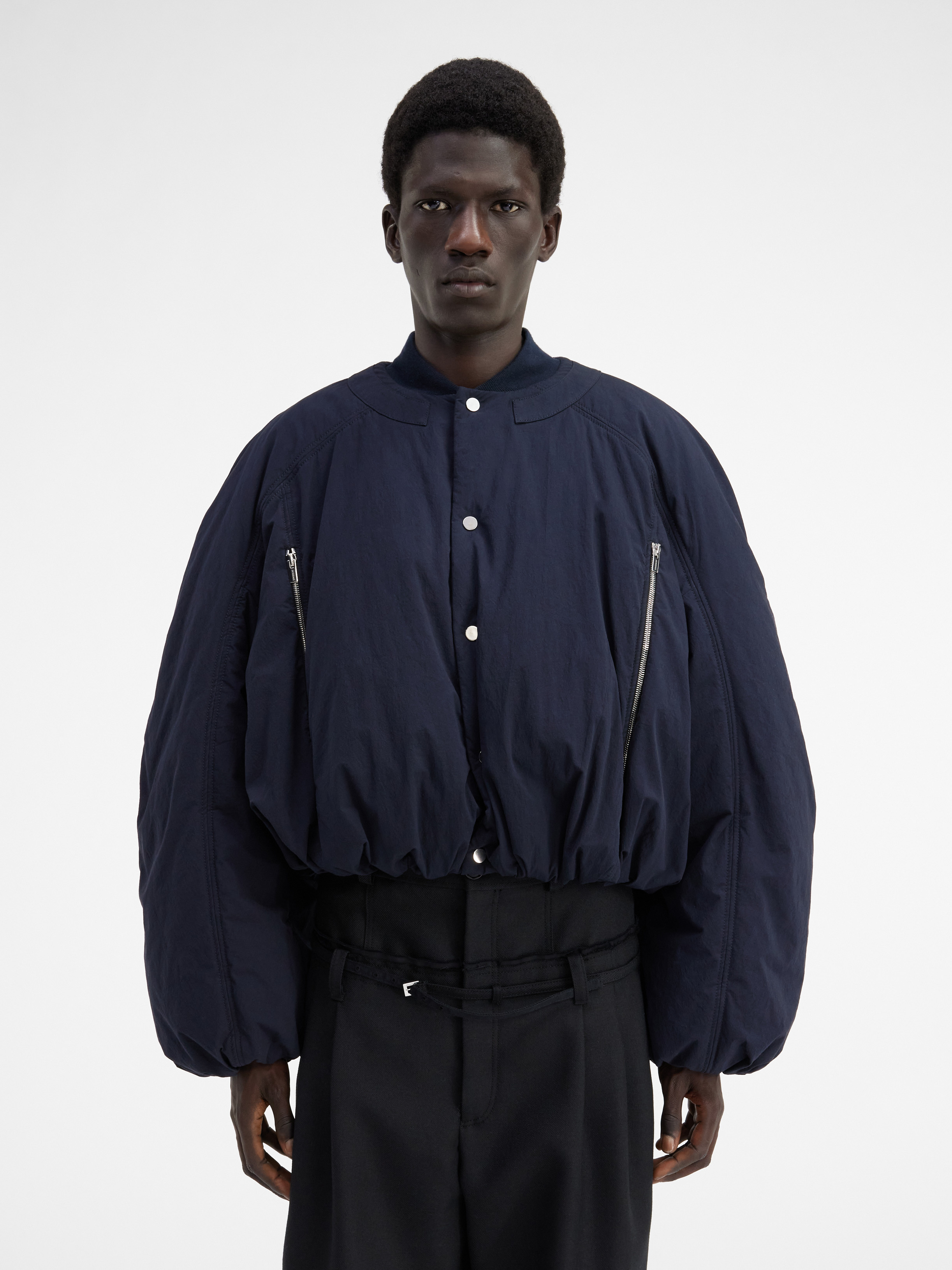 Jacquemus Le Bomber Croissant Cropped Jacket In Black