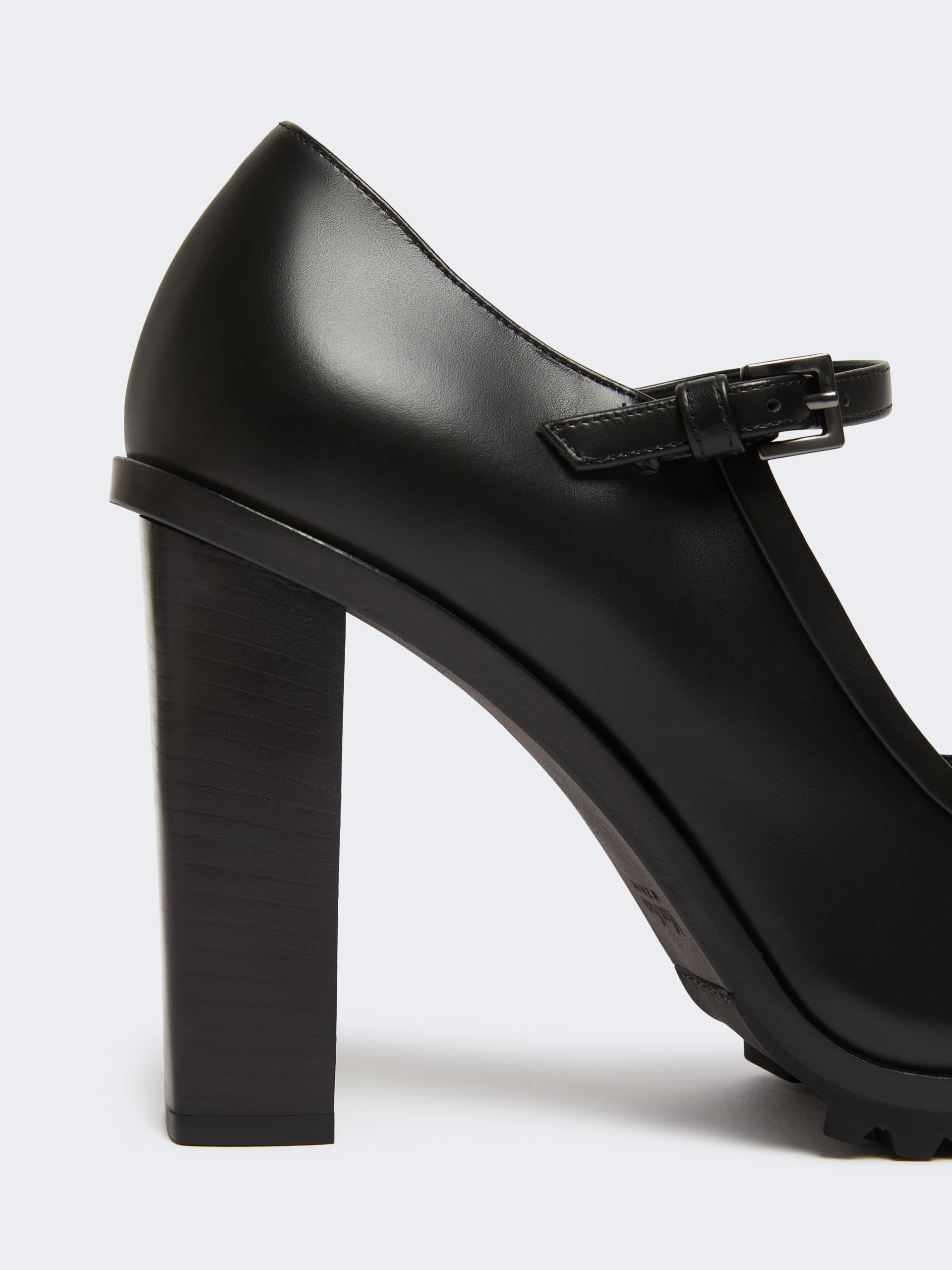 Max Mara Mary Janes In Leather In Black
