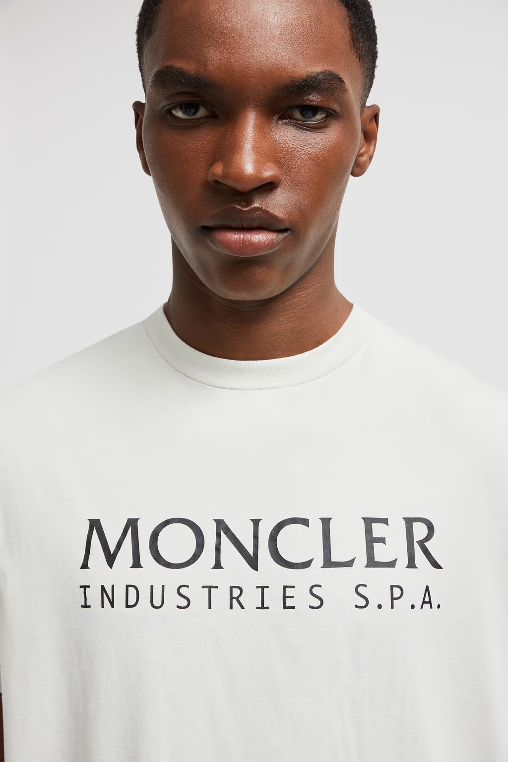 Moncler Logo-print Cotton T-shirt In Gray