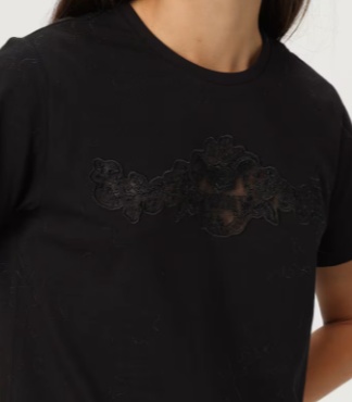 Twinset Short-sleeved T-shirt In Black