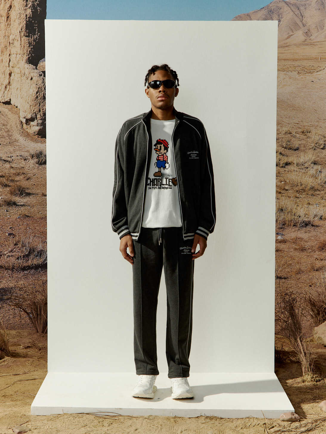 Charlie Luciano Dark Gray Logo Sweatpants In Black