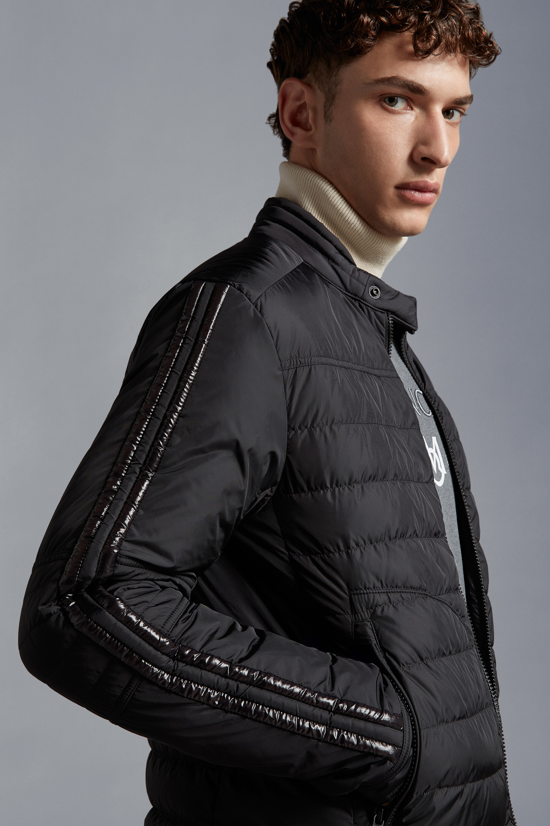 Moncler Alkap Logo-patch Padded Jacket In Black