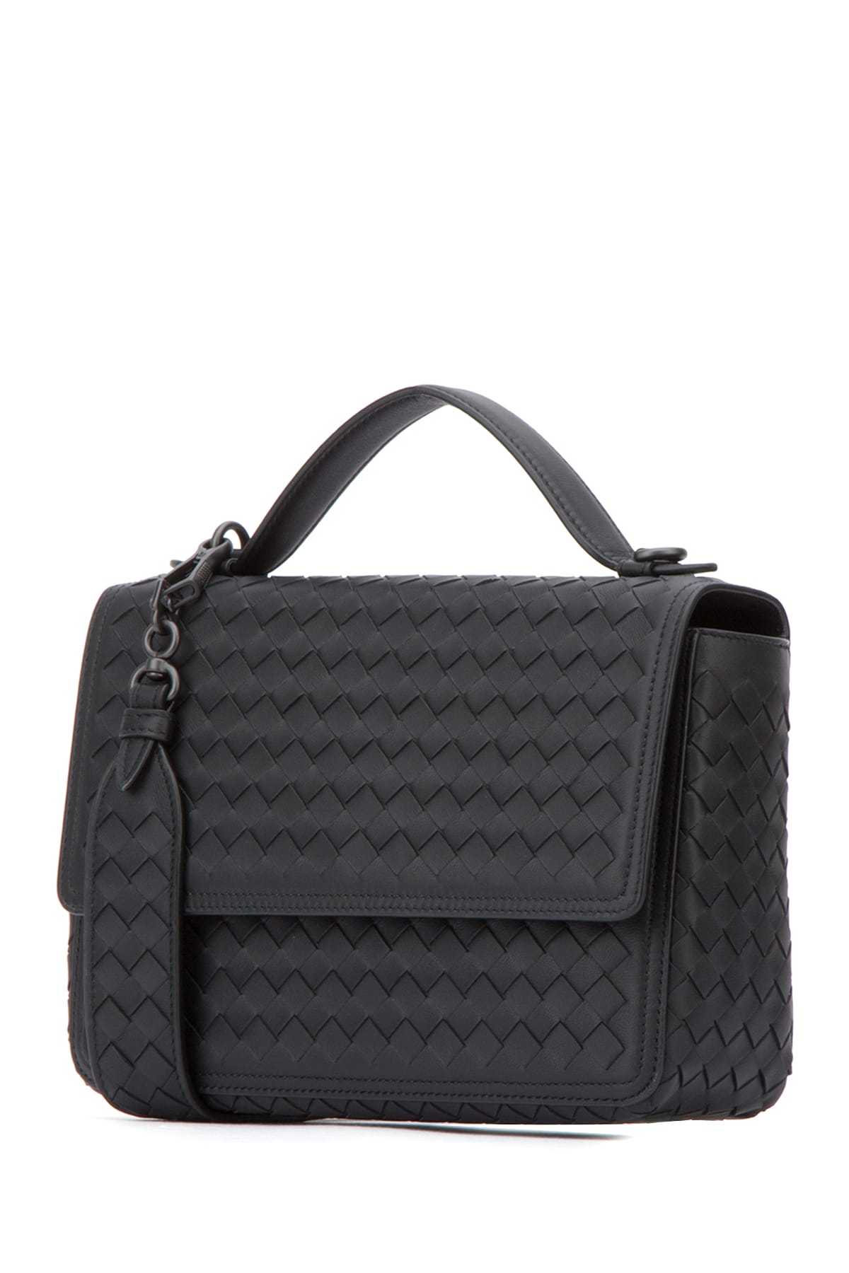 Bottega Veneta Woven Shoulder Bag In Black
