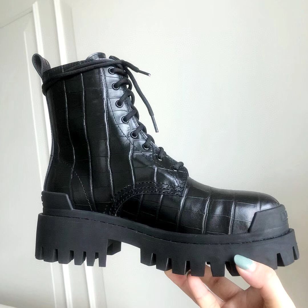 Balenciaga Strike L20 Crocodile Effect Chunky Boots In Black