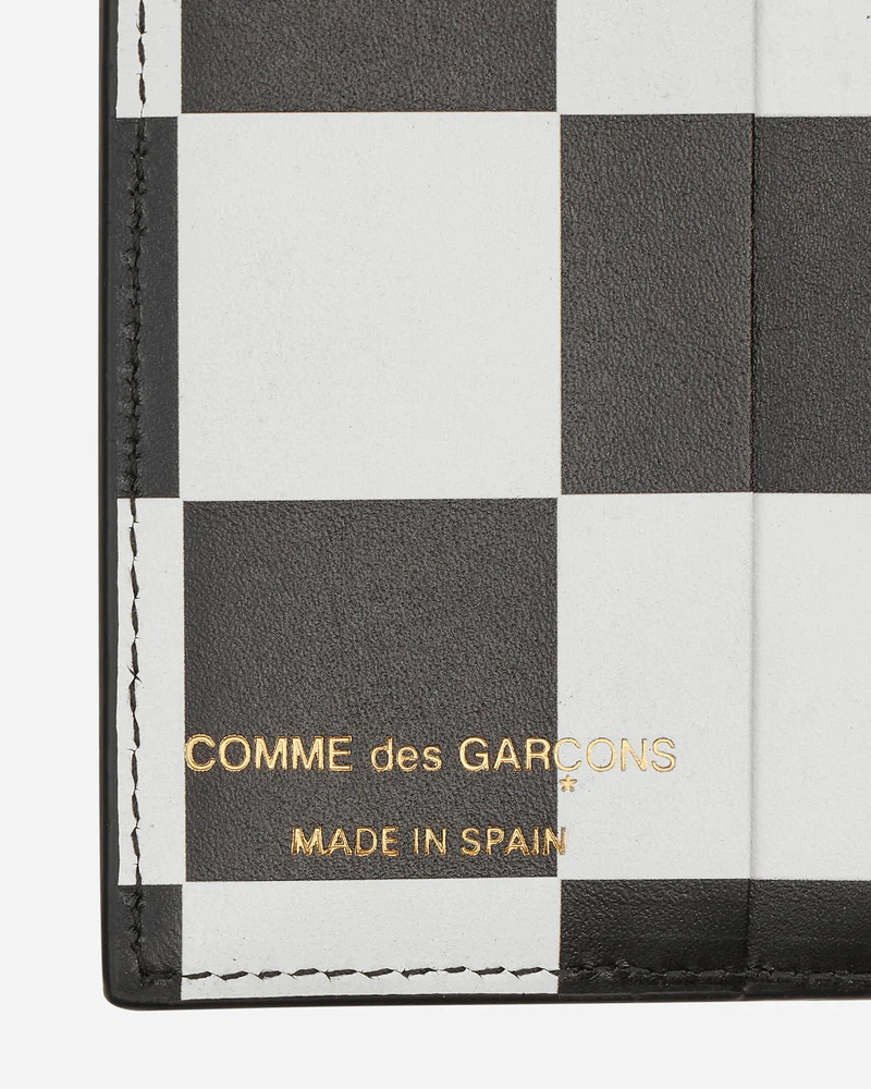 Comme Des Garçons Wallet Bi-fold Wallet In Black