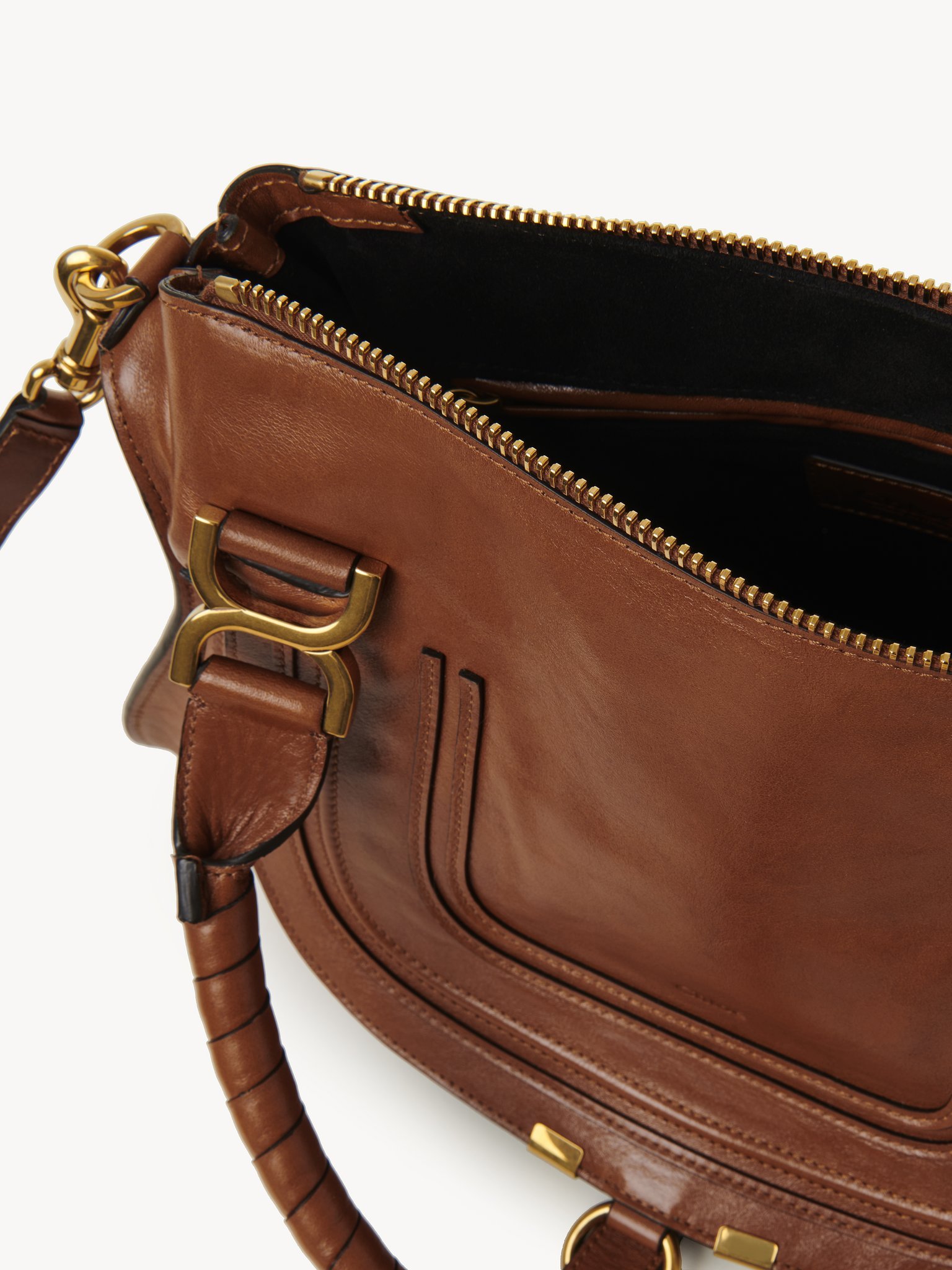 Chloé Chloe Women Brown Leather Medium Marcie Handbag In Brown