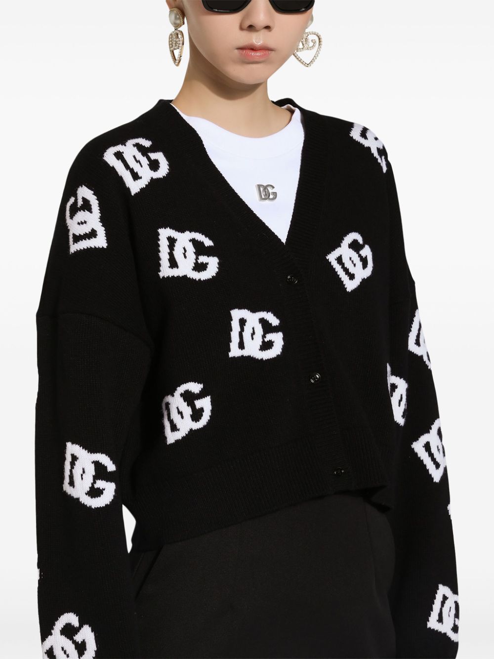 Dolce & Gabbana Logo Embroidered Cardigan In Black
