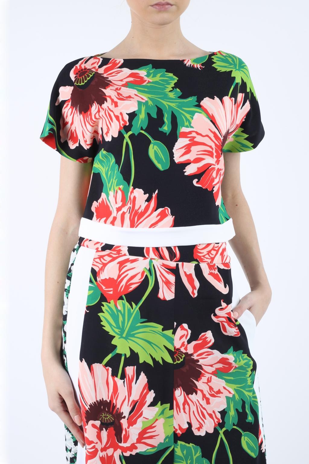 Stella Mccartney Floral Printed T-shirt In Black