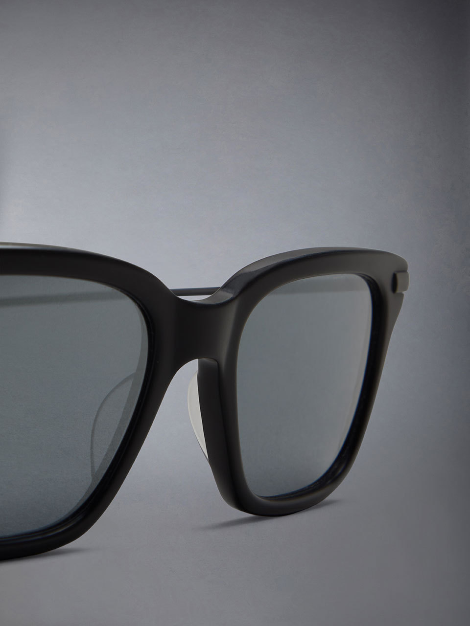 Thom Browne Eyewear Square Frame Glasses In Black