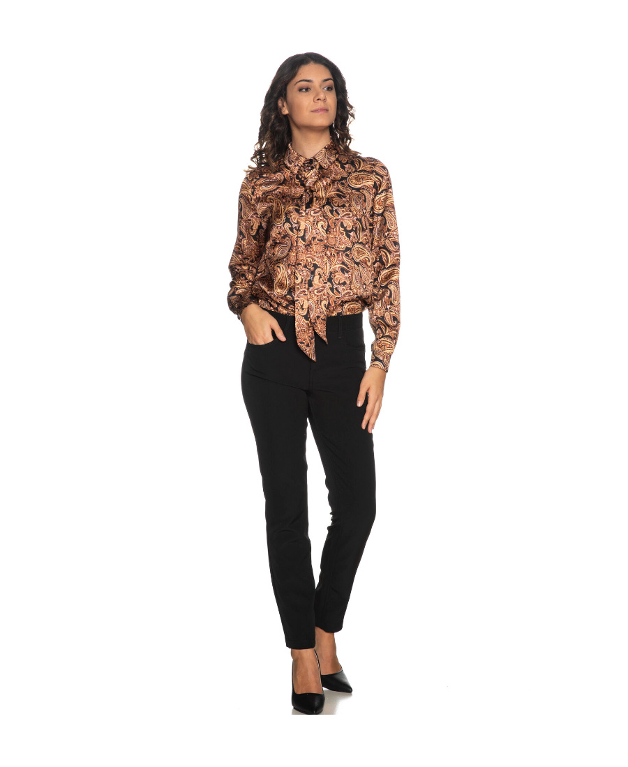 Shop Liu •jo Straight Jeans In Black