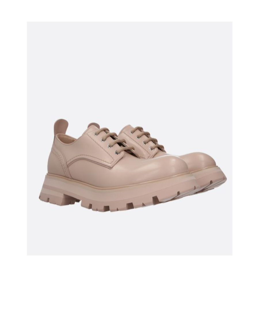 Alexander Mcqueen Wander Lace-up Shoes In Nude