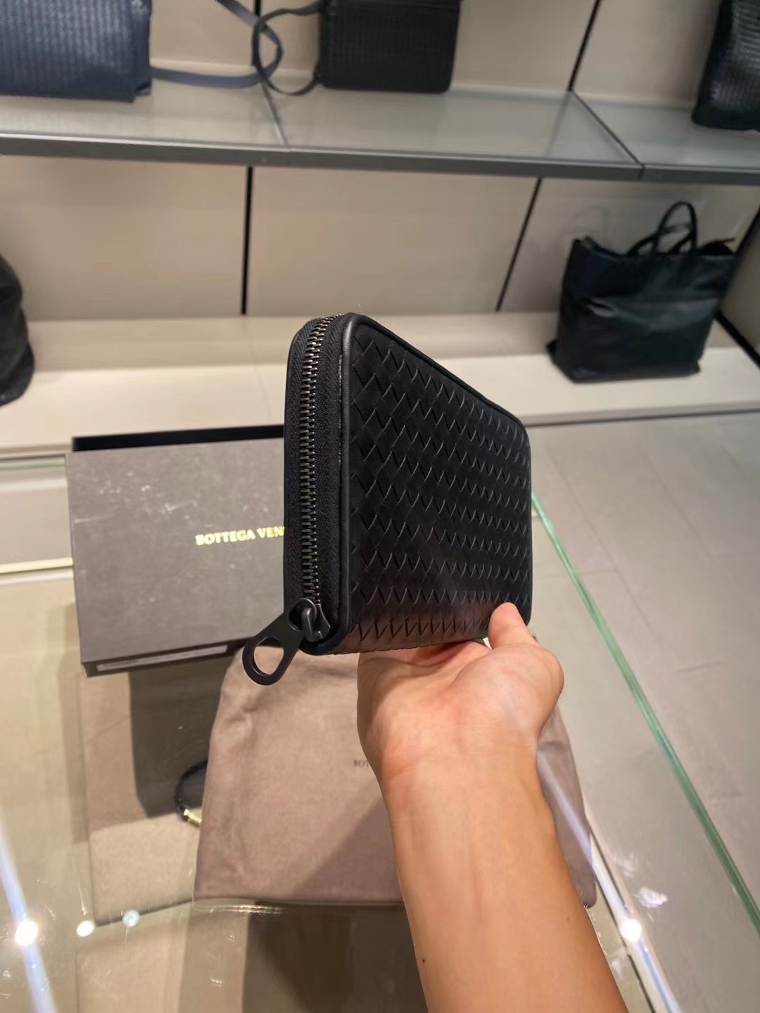 Bottega Veneta Intracciato Piccolo Woven Wrap-around Zipper Wallet In Black