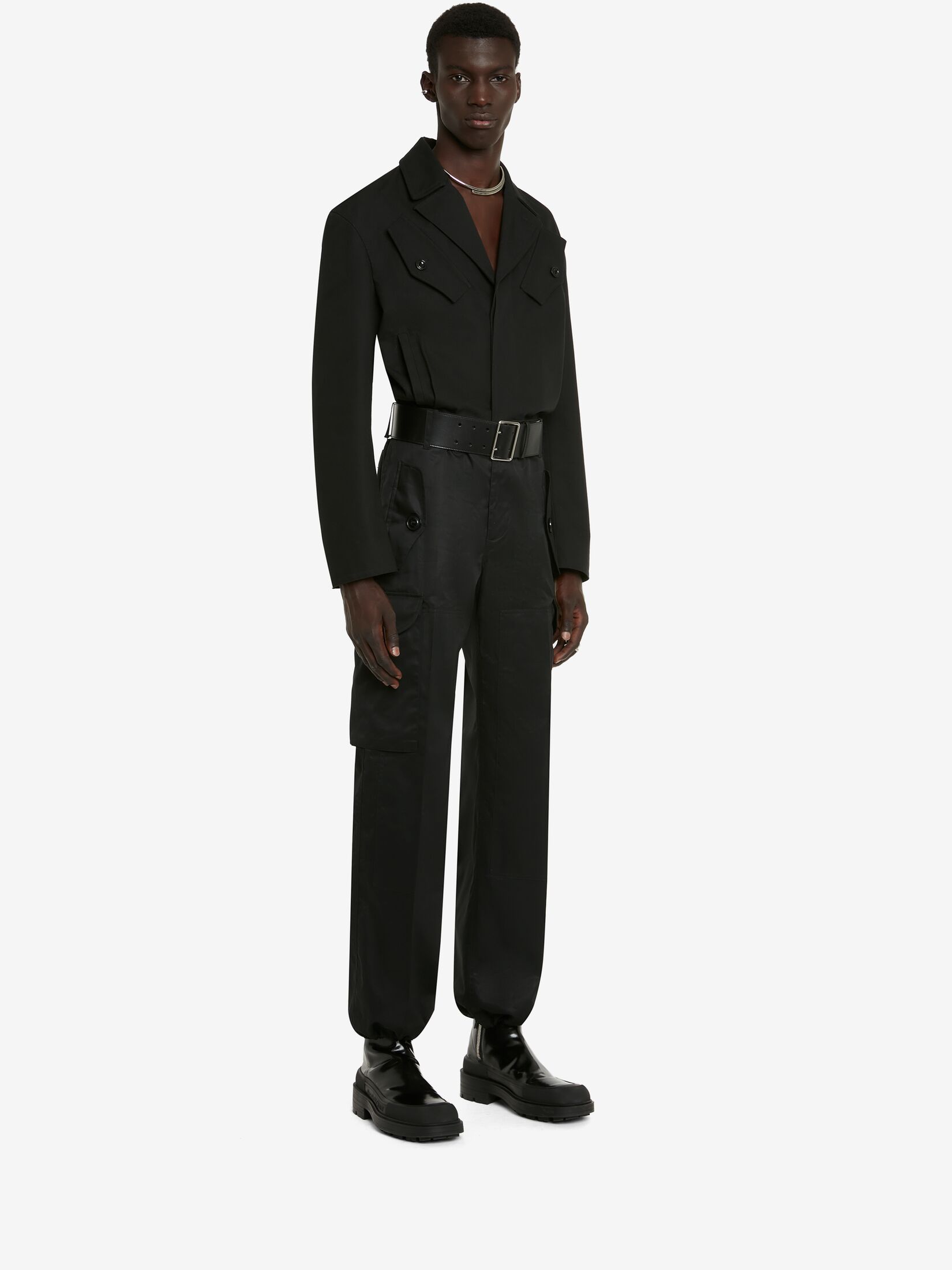 Alexander Mcqueen Pocket Detailed Straight Leg Trousers In Black