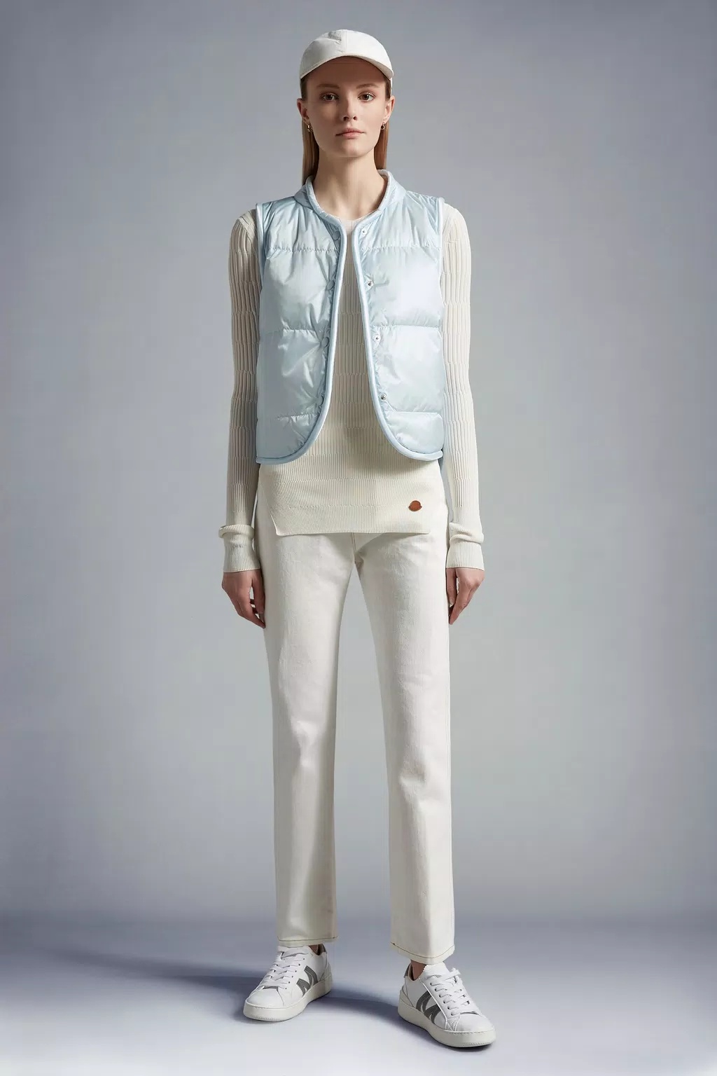 MONCLER STRAIGHT LEG JEANS 