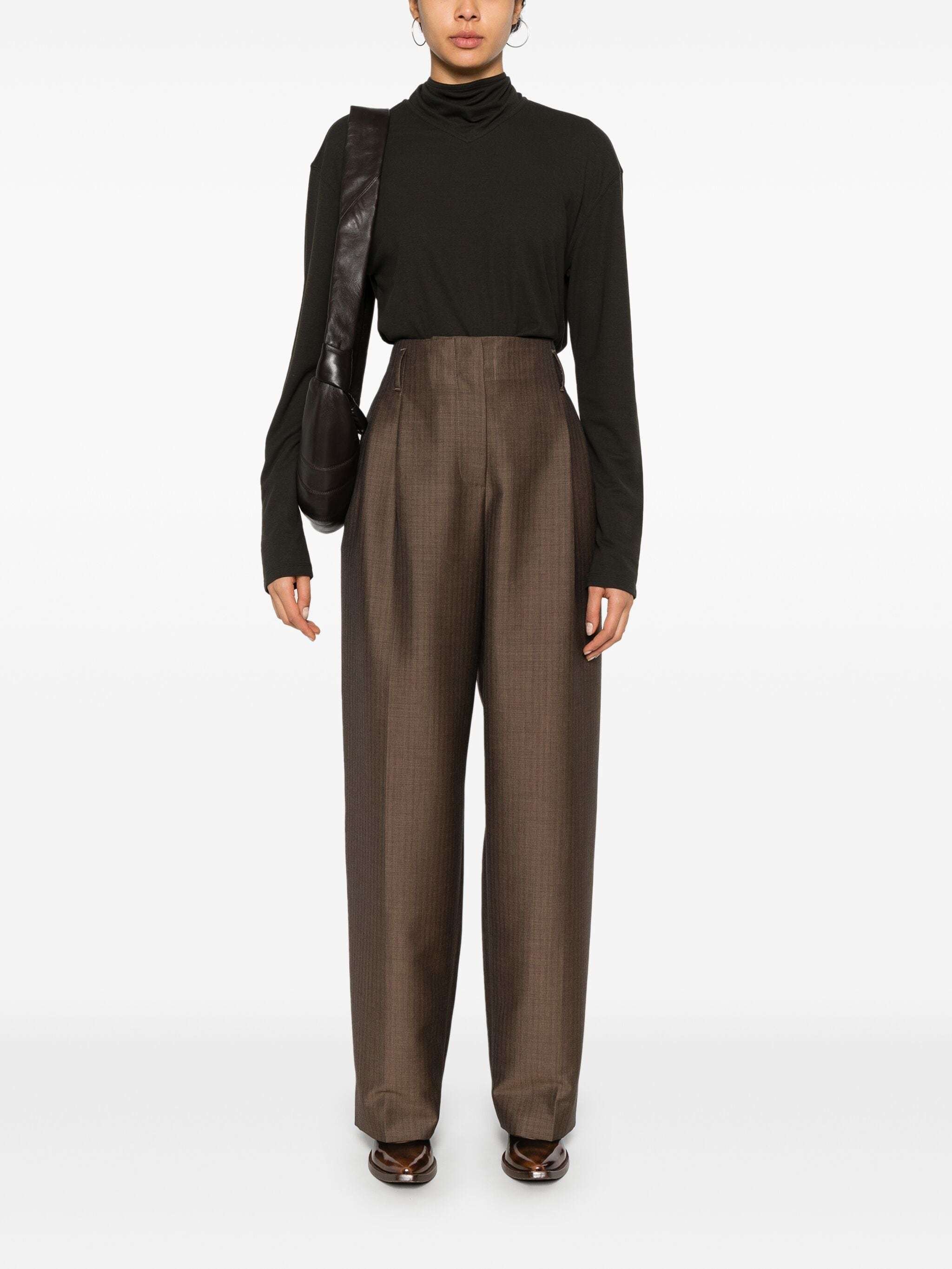 Lemaire Long-sleeved Knitted Jumper In Black