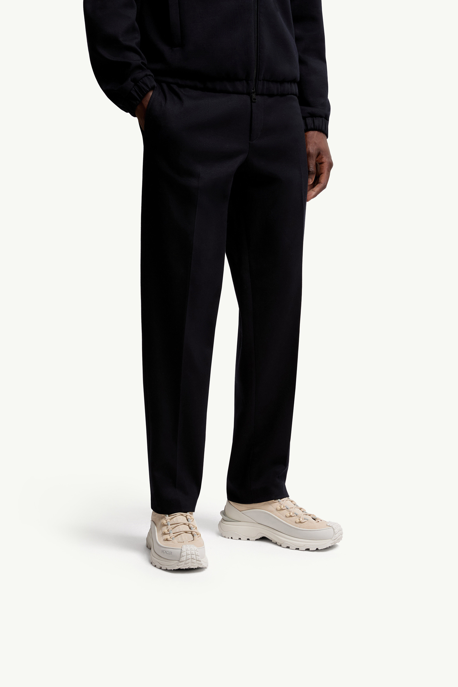 Moncler Sneakers Trailgrip Lite3 En Nubuck Et Daim In Neutral