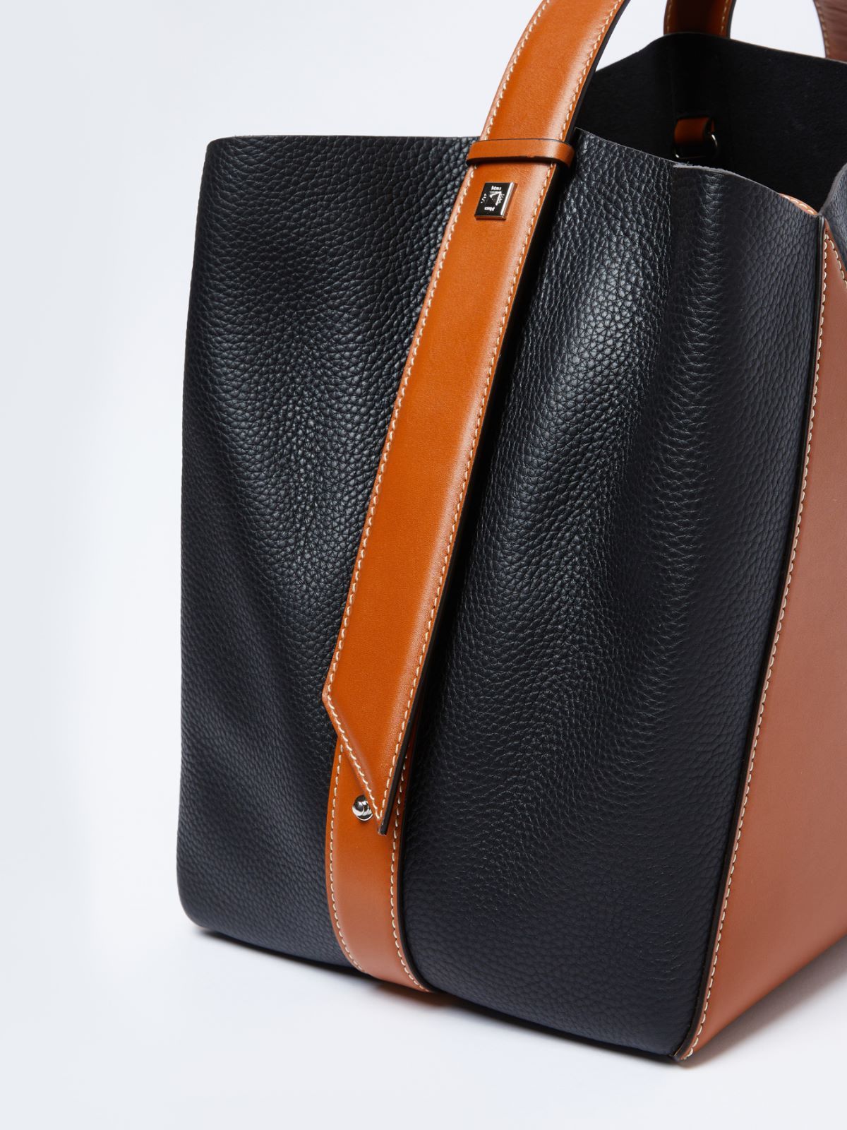 Max Mara Medium Bucket Bag In Multicolor