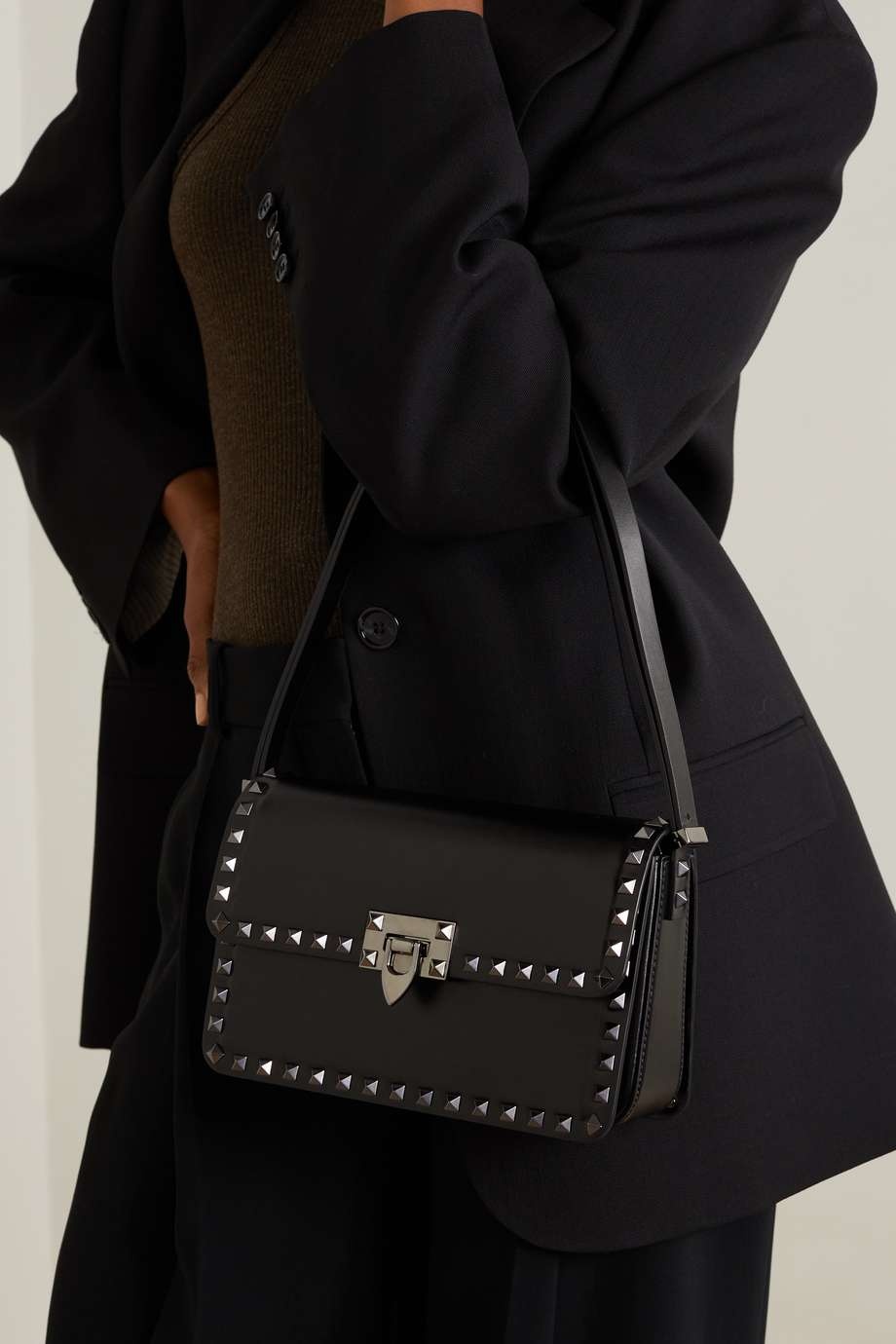 Valentino Garavani Small Rockstud Leather Shoulder Bag In Black