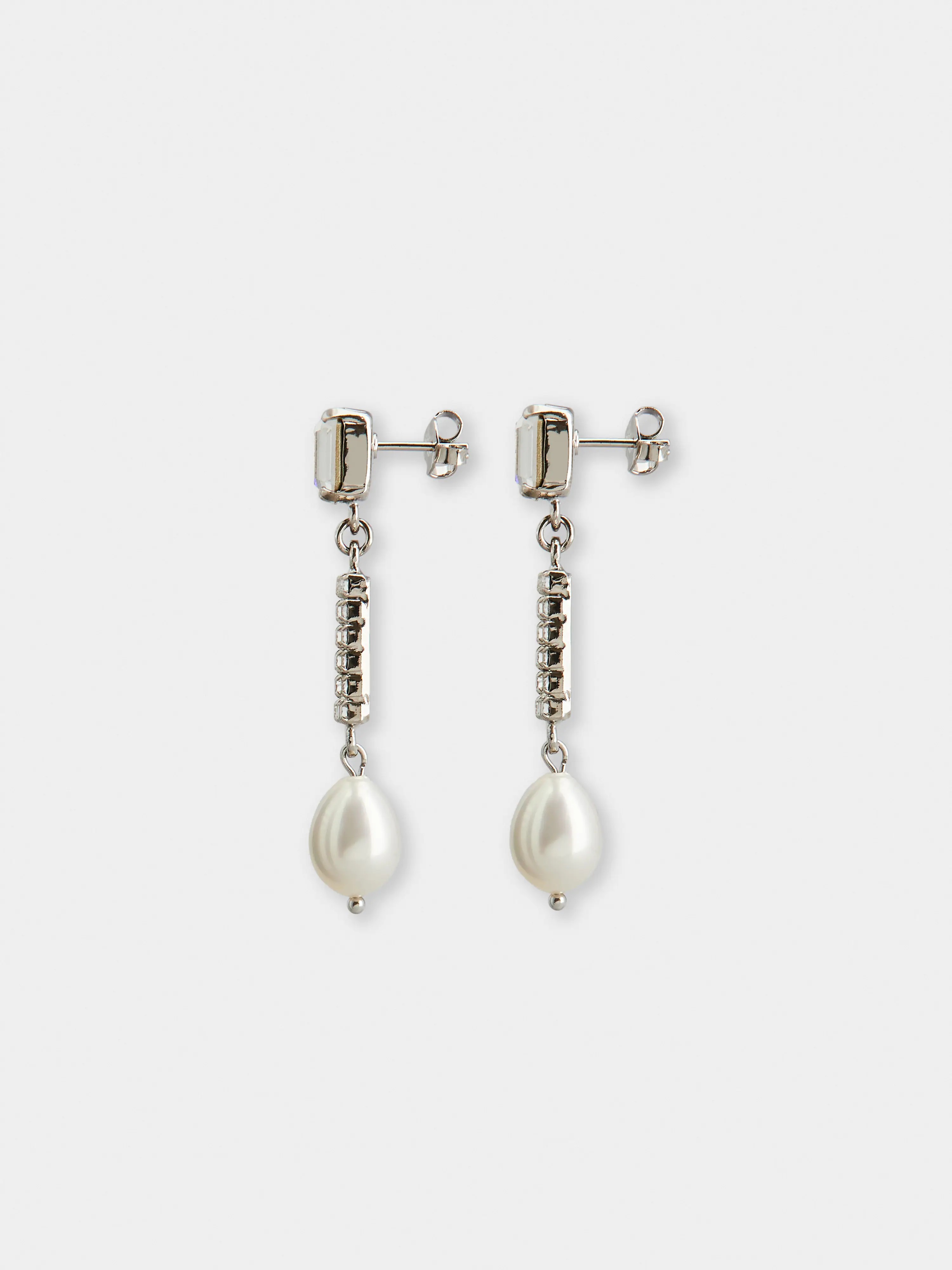 Roger Vivier Buckle A Pair Of Pearl Earrings In White