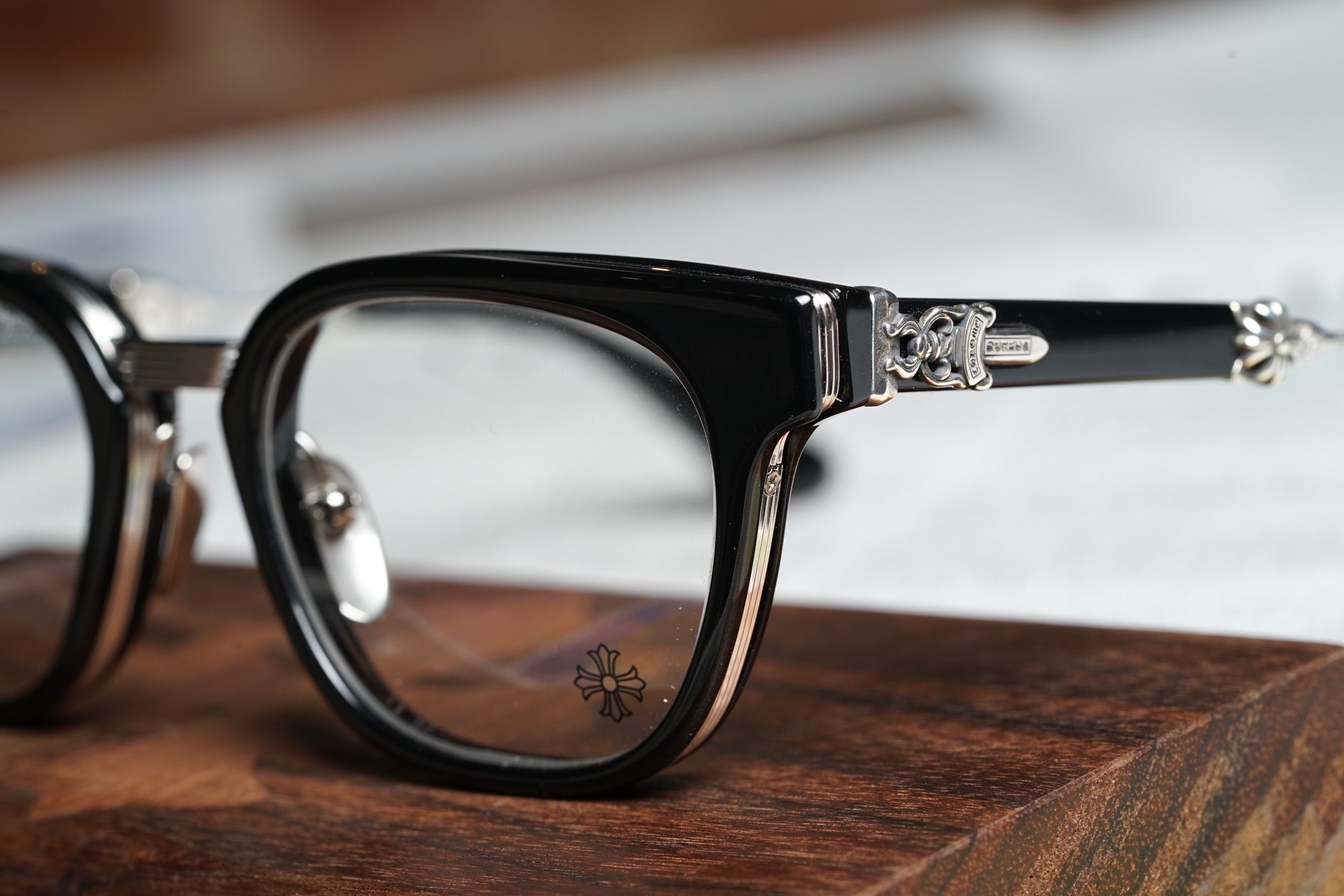 Chrome Hearts Logo Flat Mirror In Black