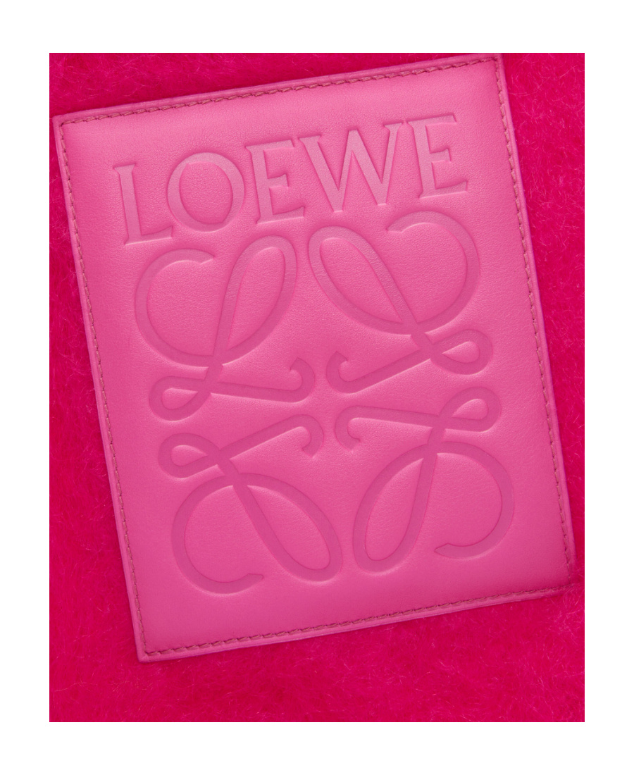 Loewe Logo Tassel Scarf In Pink