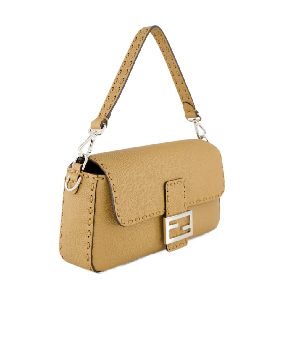 Fendi Baguette Shoulder Bag In Nude
