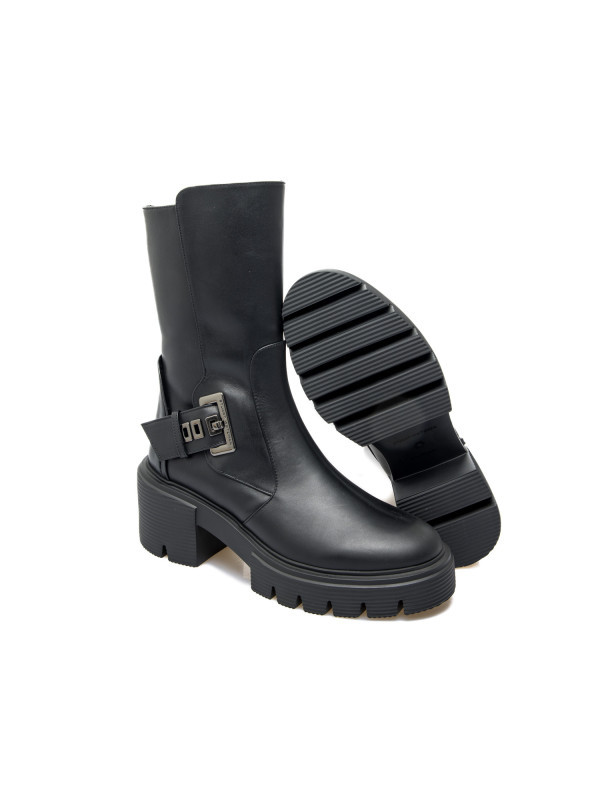 Stuart Weitzman Chunky Sole Mid-calf Boots In Black