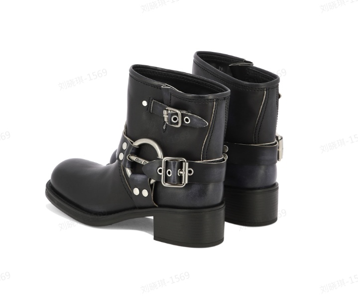 Miu Miu Leather Vintage-effect Ankle Boots 50 In Black