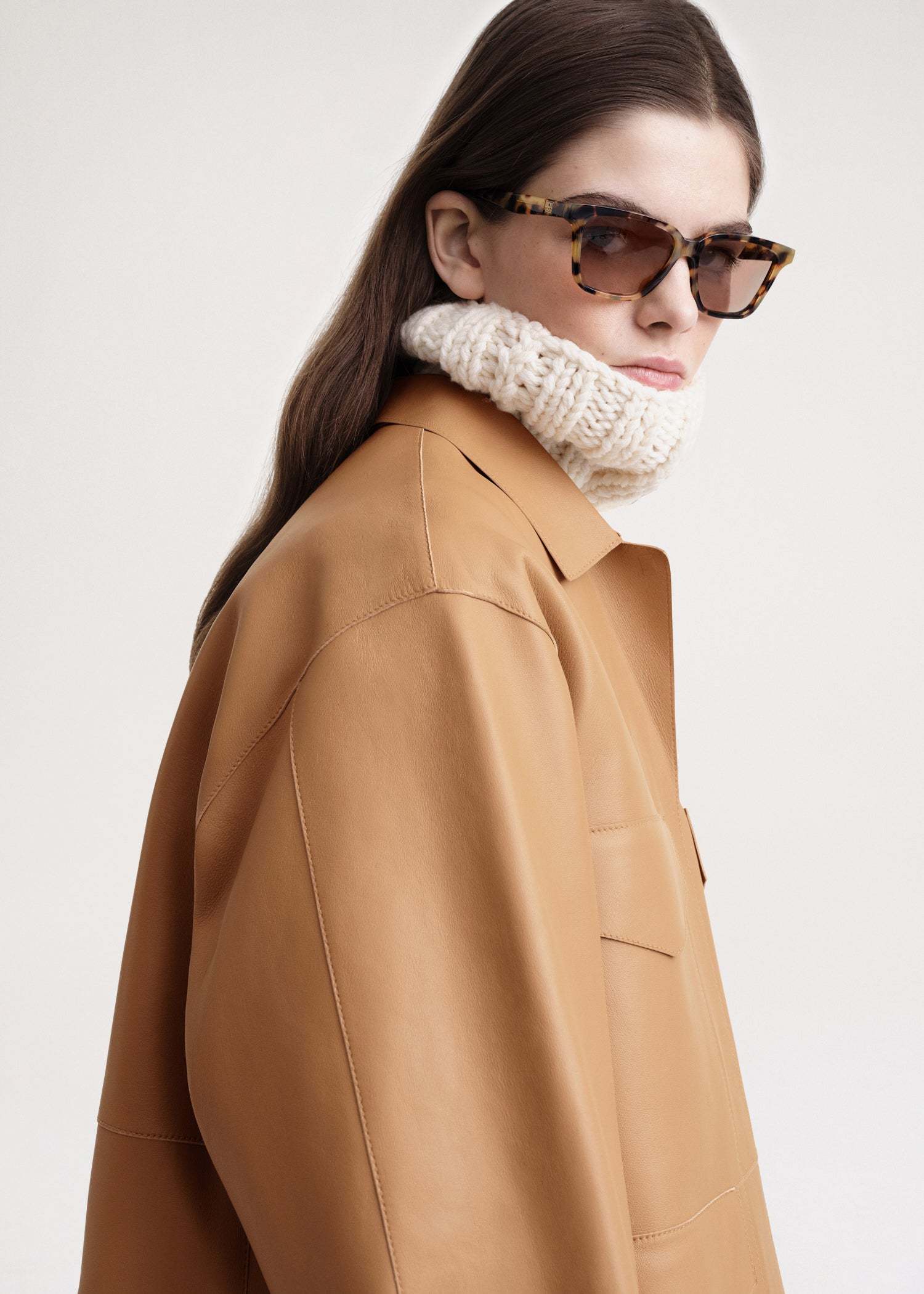 Totême Flared-hem Leather Jacket In Nude