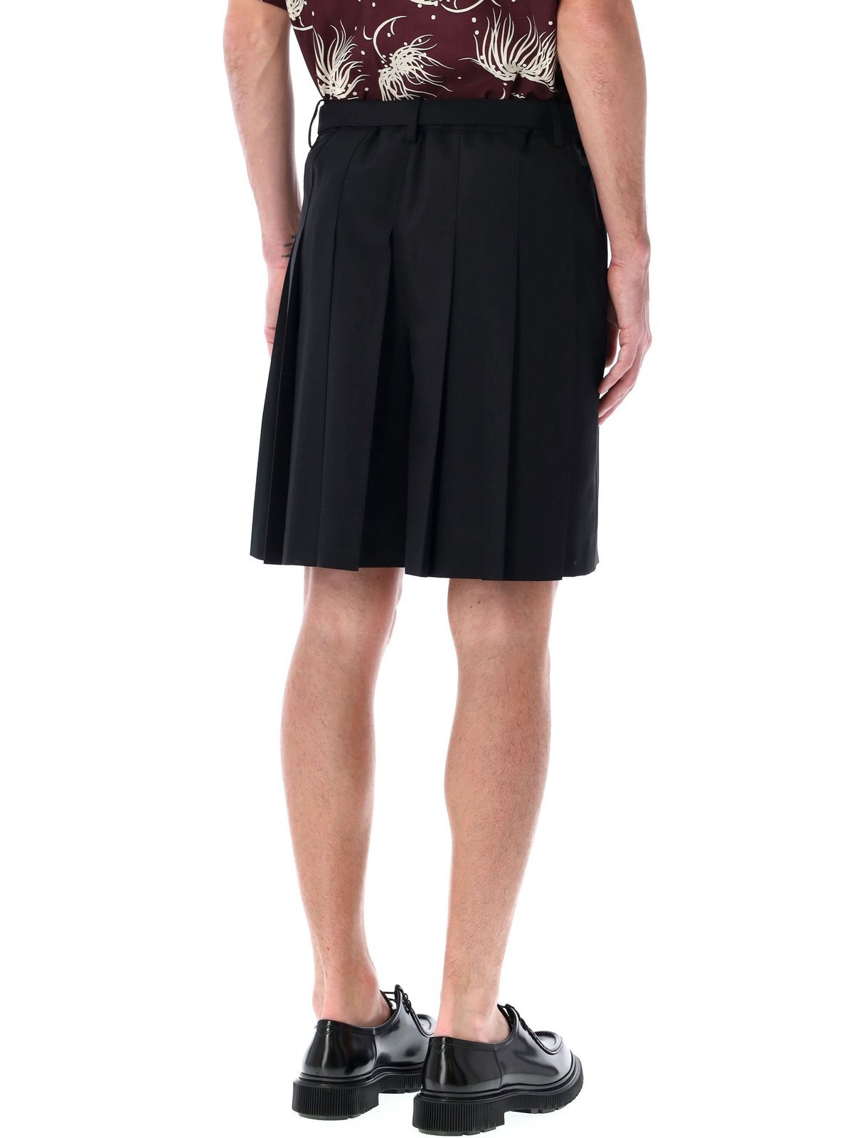 Sacai Shorts In Black