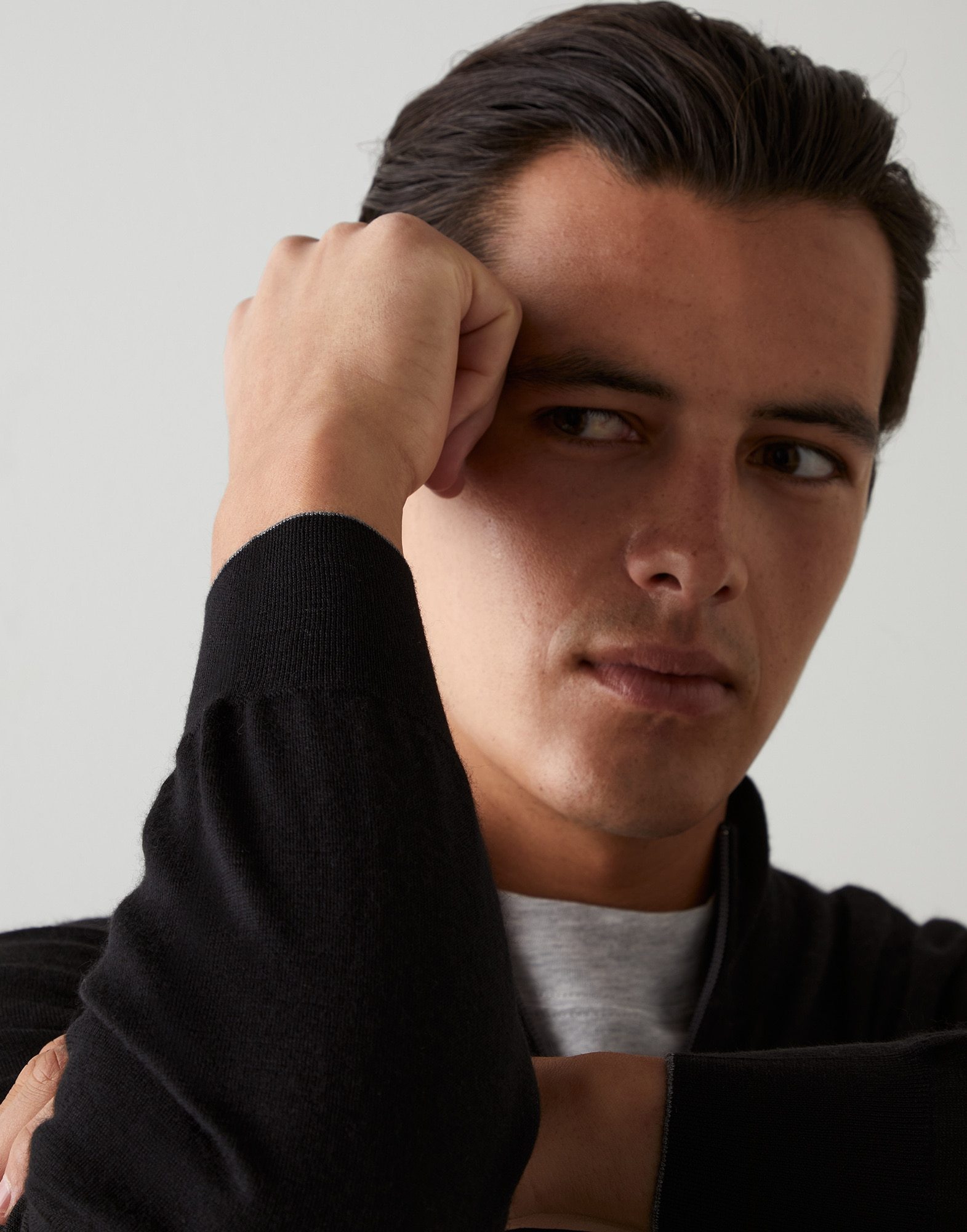Brunello Cucinelli Zip-up Knitted Cashmere Jumper In Black
