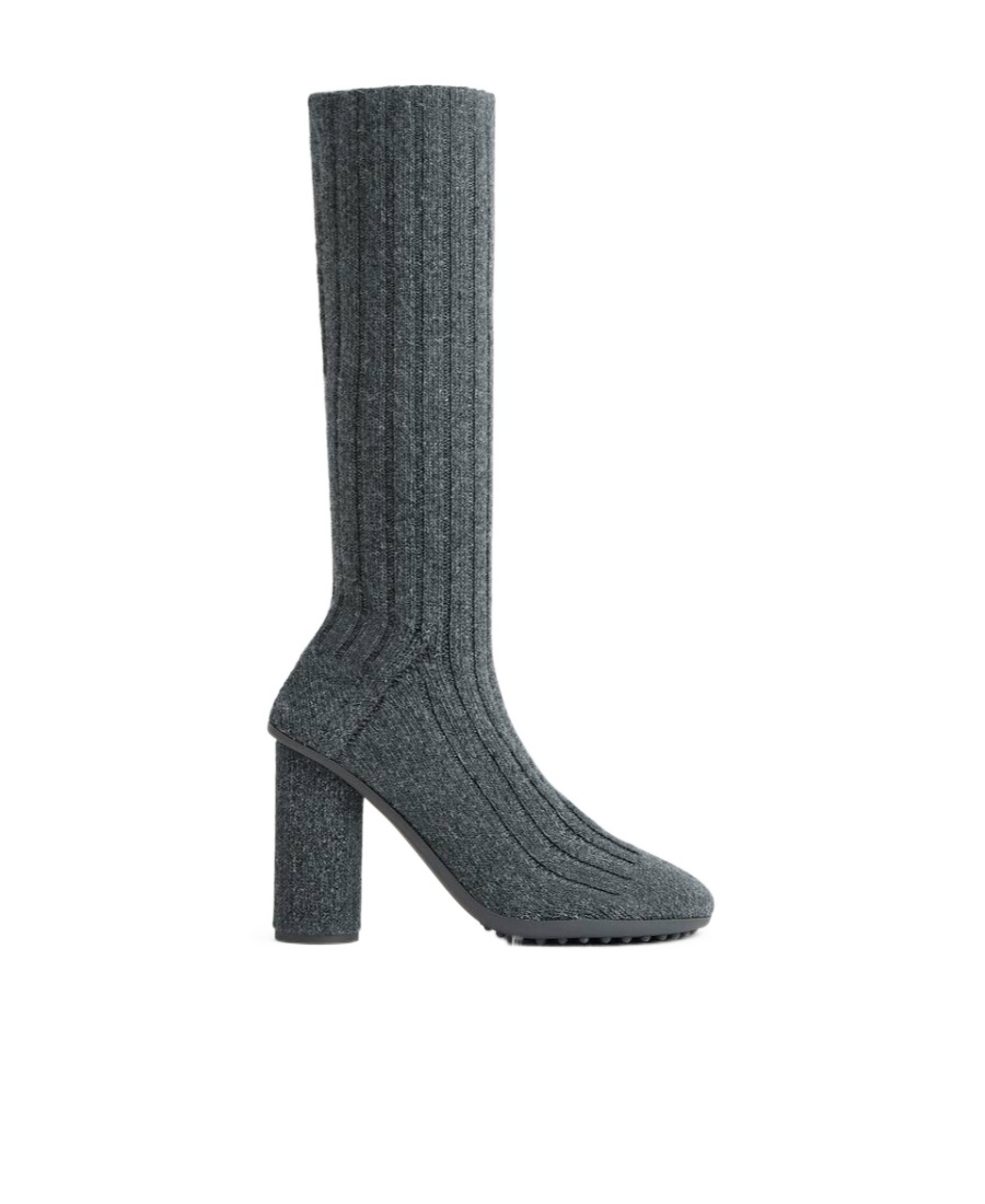 Bottega Veneta Knitted Wool Boots In Gray