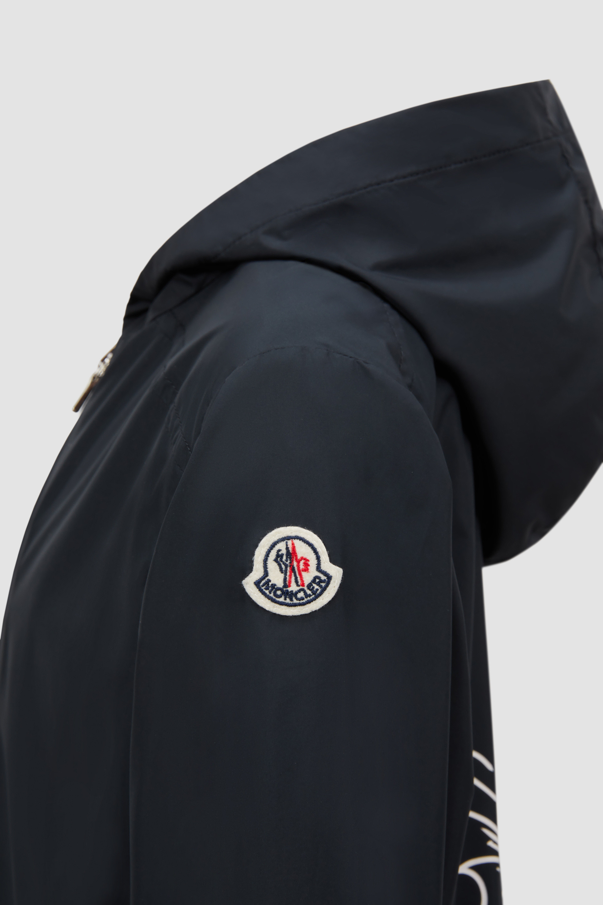 Moncler Desmon Hooded Jacket In Blue
