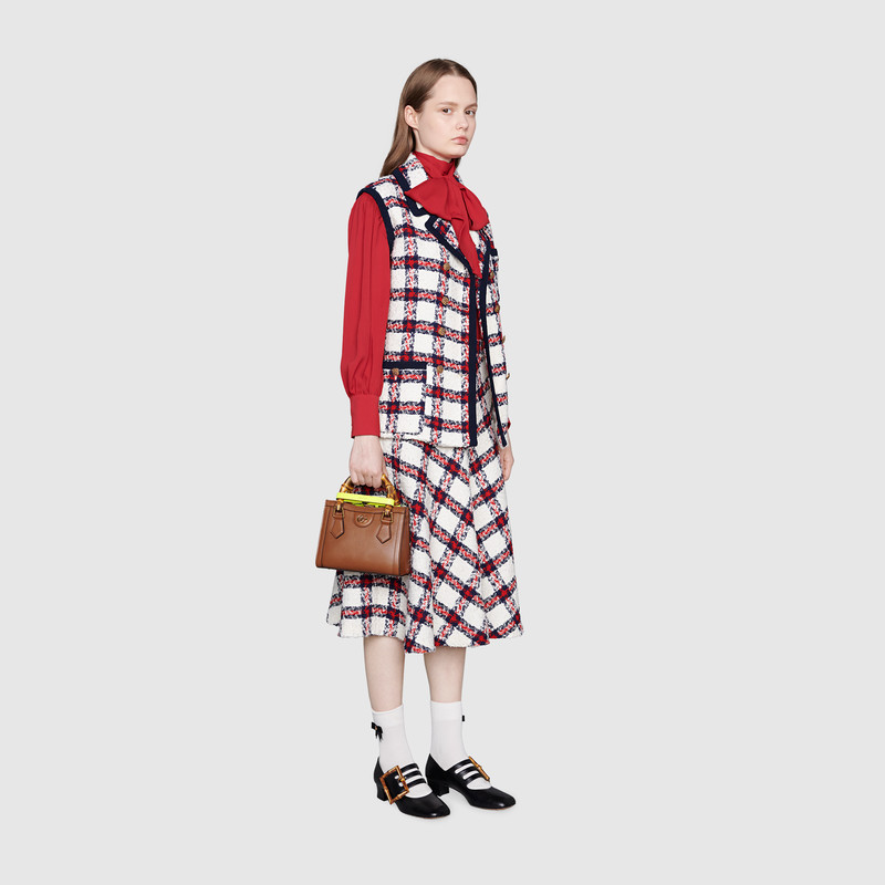 Gucci Diana Bamboo Leather Handbag In Brown
