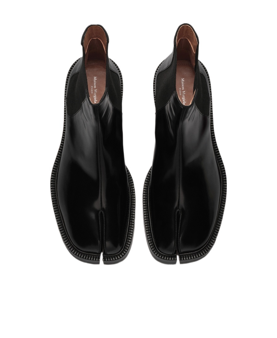 Maison Margiela Tabi High-ankle Leather Boots In Black