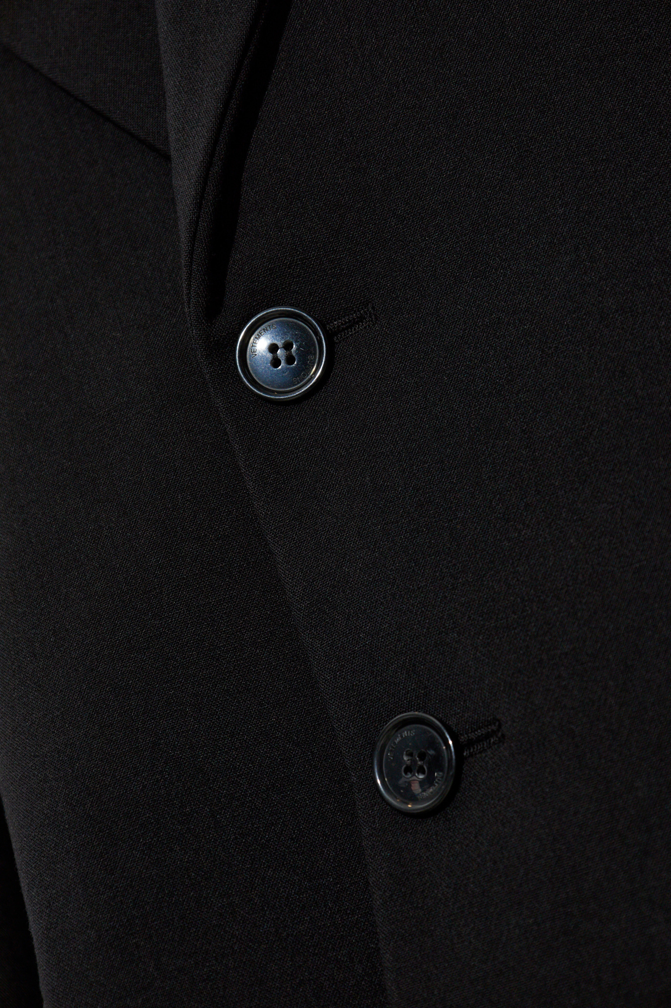 Vetements Long-sleeved Suit Coat In Black