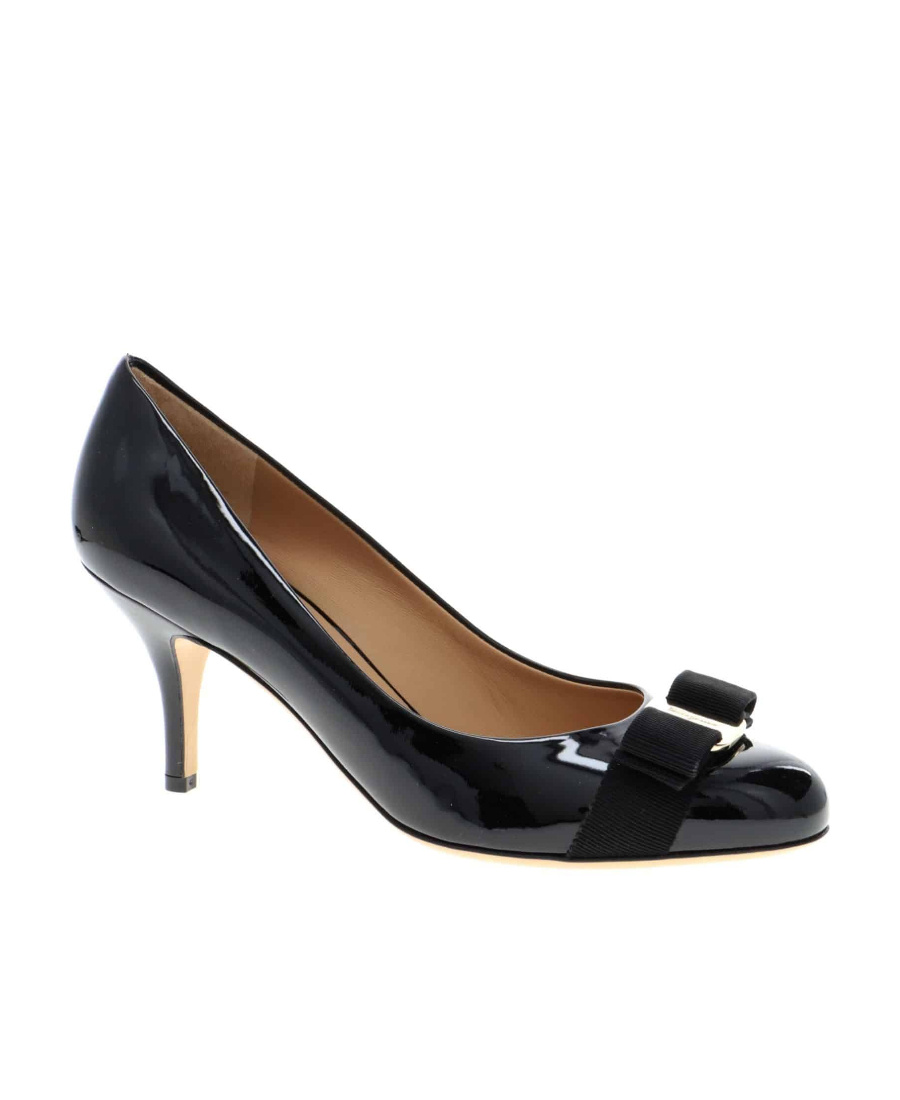 Ferragamo Logo High Heels In Black