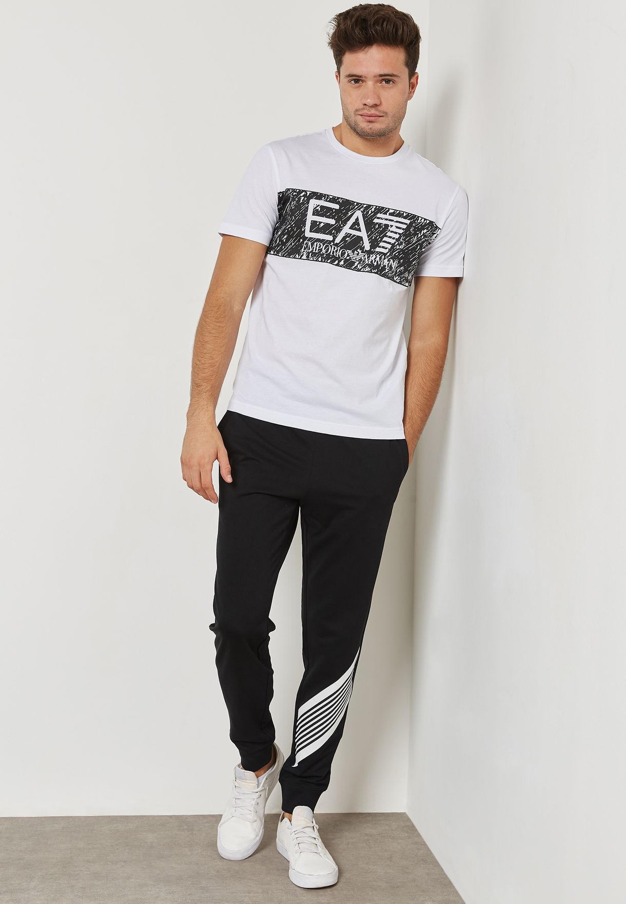 EA7 LOGO ROUND NECK T-SHIRT